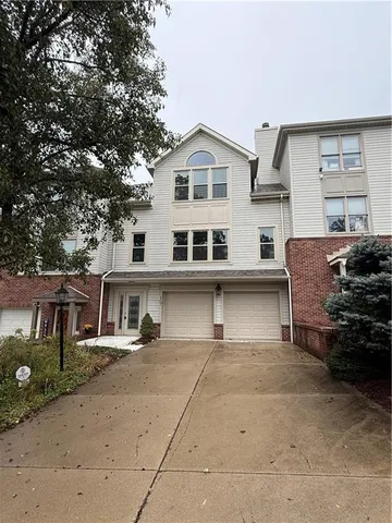 a house view with a outdoor space