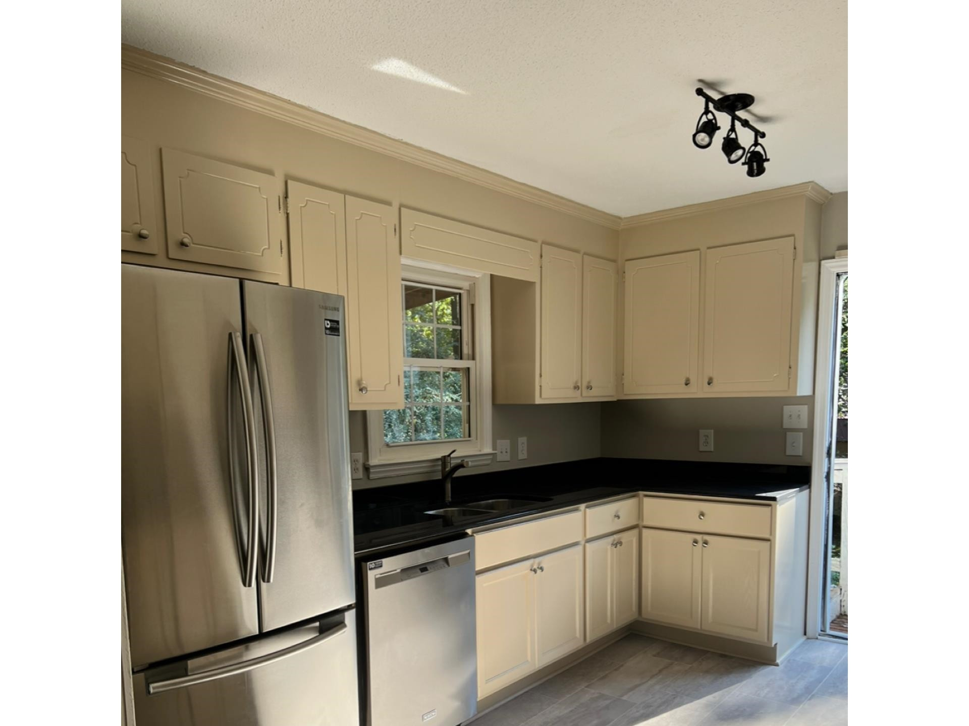 3112 Selkirk Place Raleigh, NC 27604 - Photo 6 of 21 Photo 6