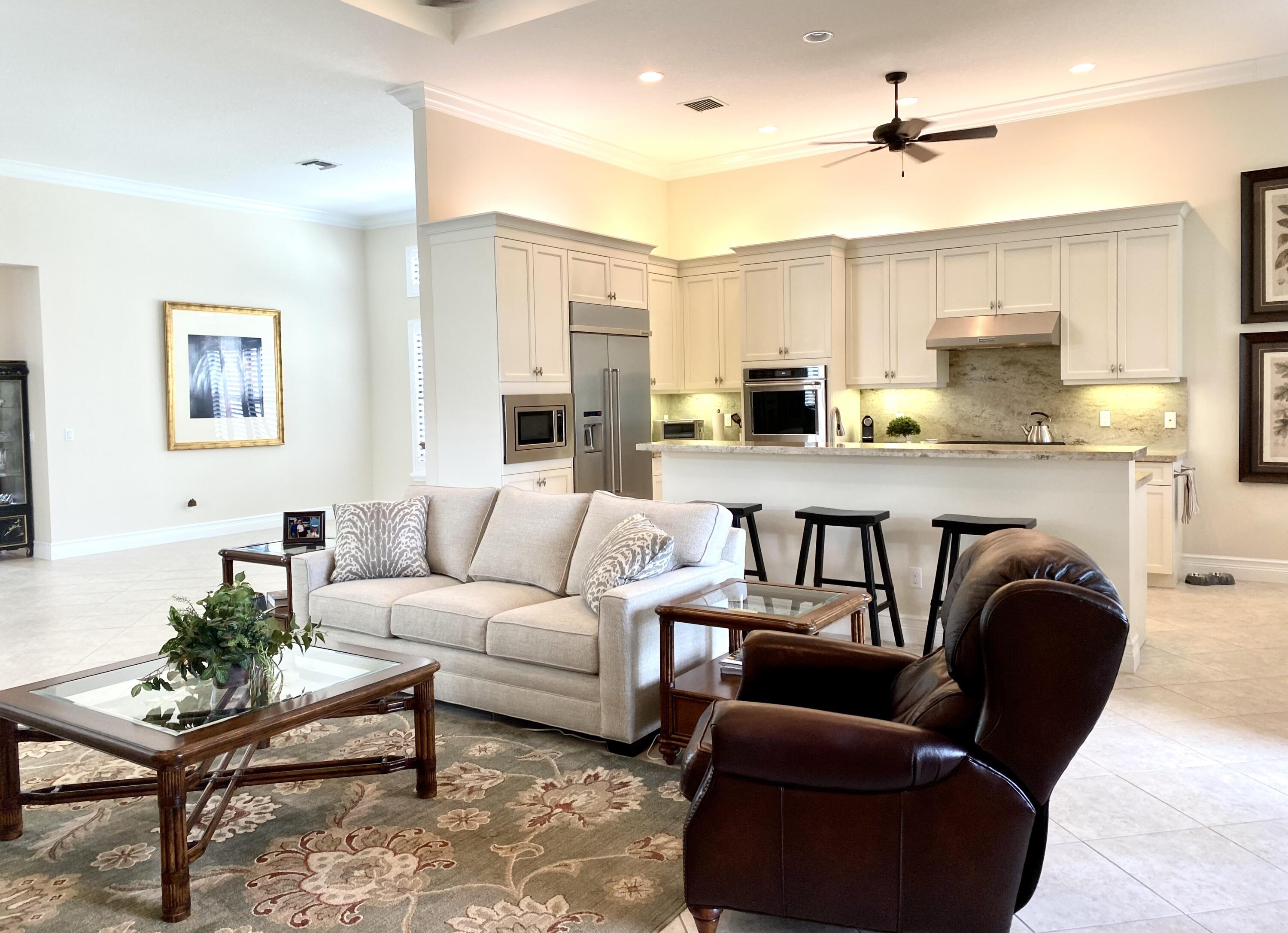 9505 Eden Roc Court Delray Beach, FL 33446 - Photo 6 of 33 IMG_2850 (1)
