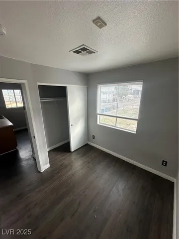 $950 | 231 West Philadelphia Avenue, Unit 8, Las Vegas, NV 89102