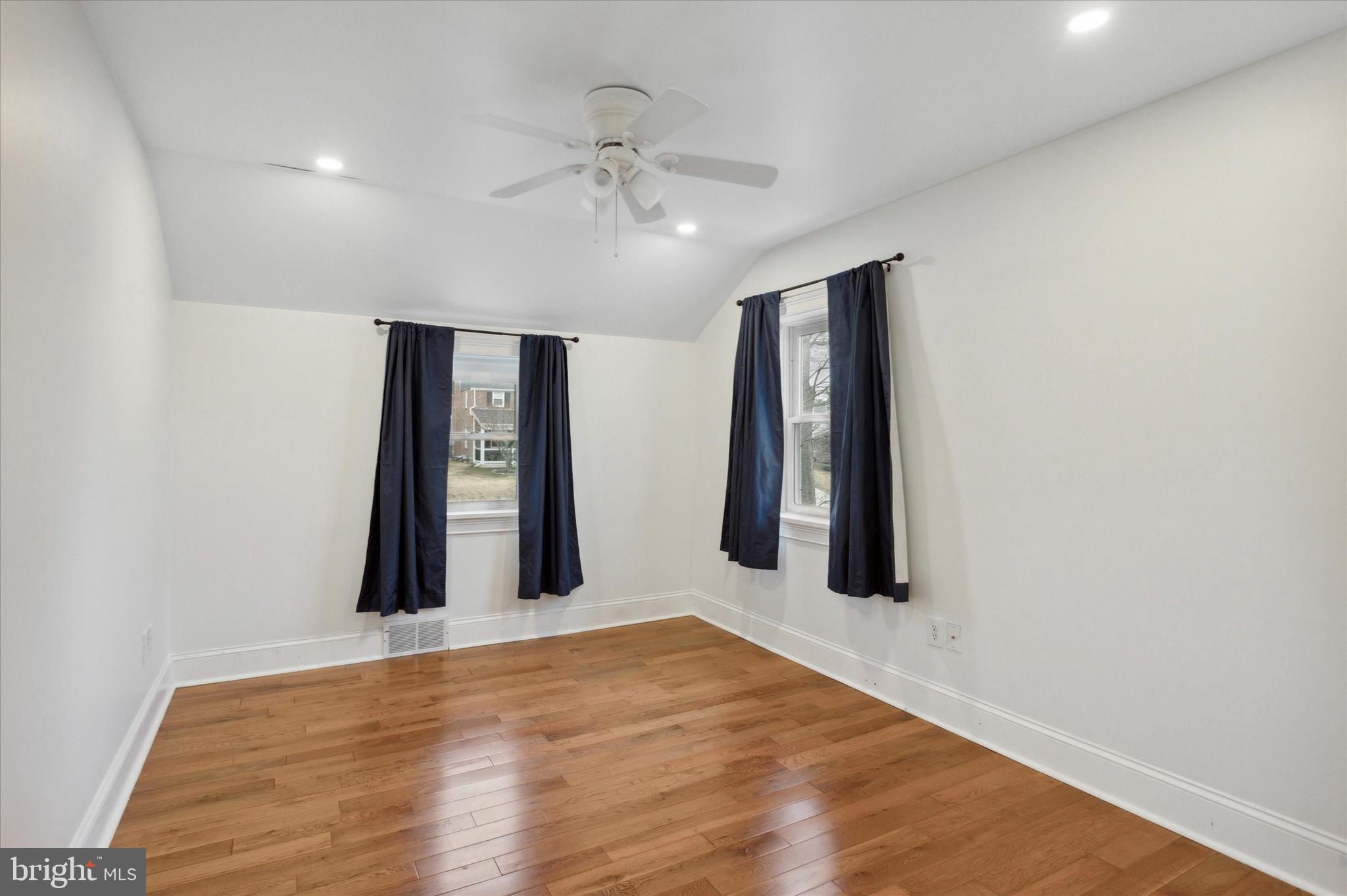 76 Warrior Road Drexel Hill, PA 19026 - Photo 11 of 19