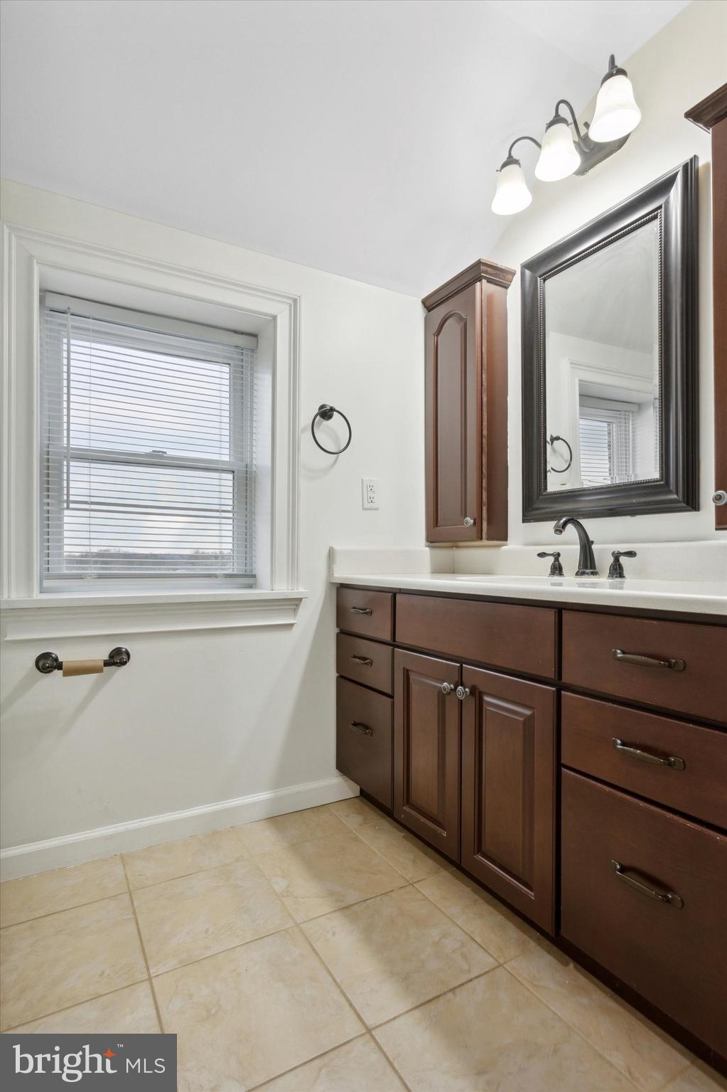 76 Warrior Road Drexel Hill, PA 19026 - Photo 16 of 19