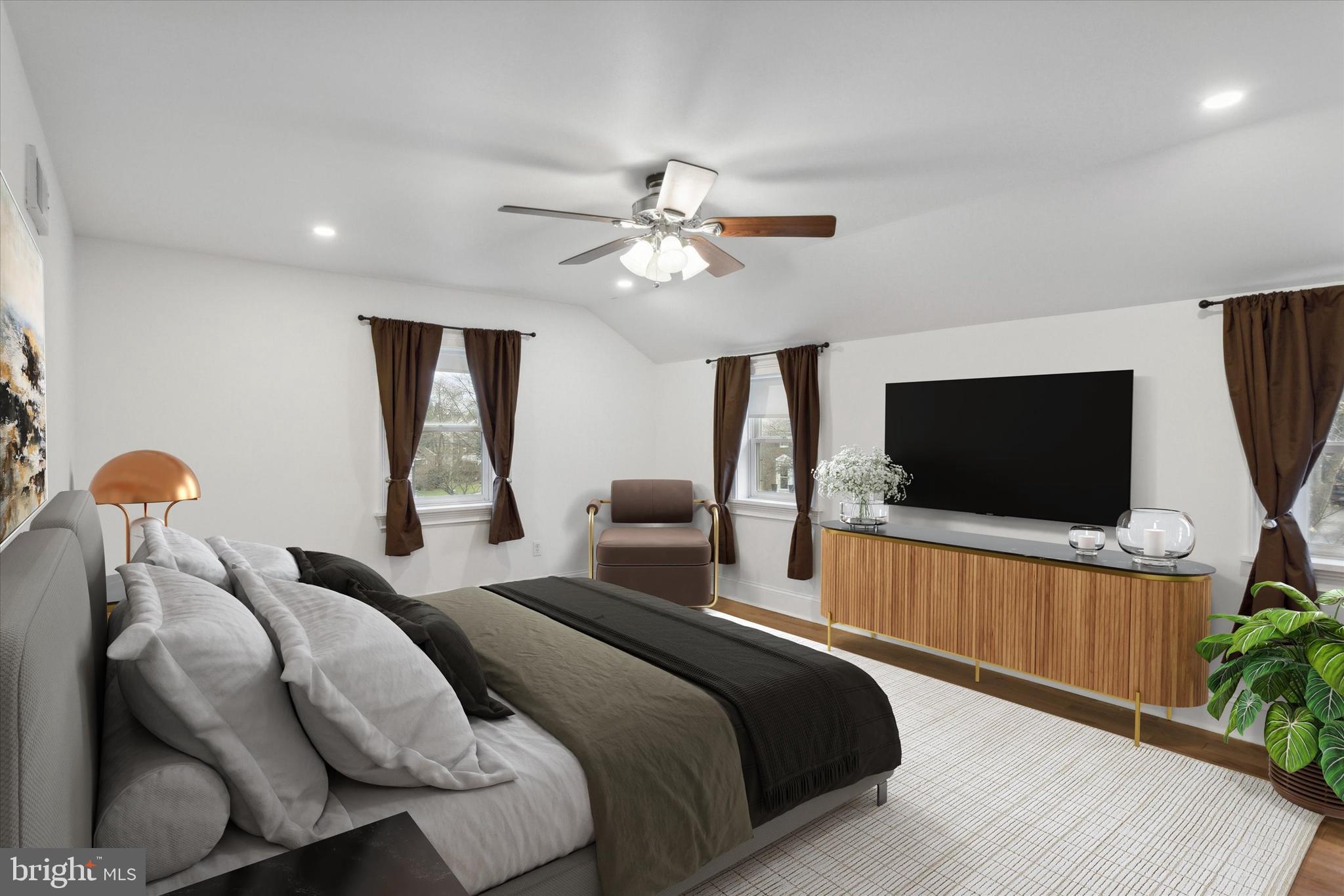 76 Warrior Road Drexel Hill, PA 19026 - Photo 8 of 19