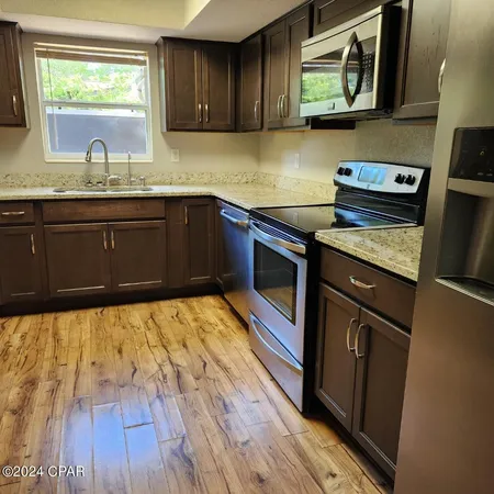 $299,900 | 211 Annabelle Drive, Mary Esther, FL 32569