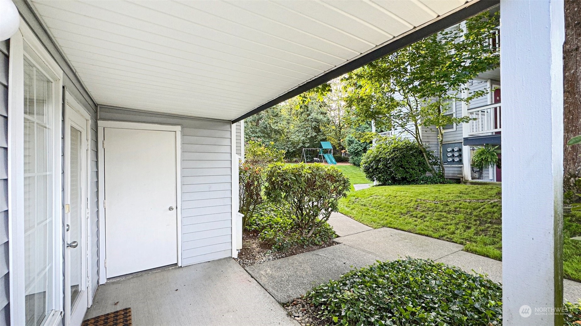 7453 Newcastle Golf Club Road, Unit B104 Newcastle, WA 98059 - Photo 16 of 23 Gallery Image 16
