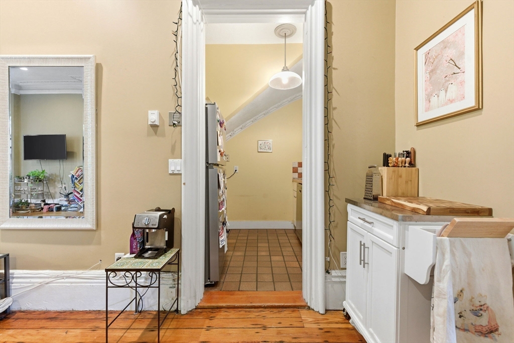 85 Worcester Street, Unit 2 Boston, MA 02118 - Photo 5 of 13