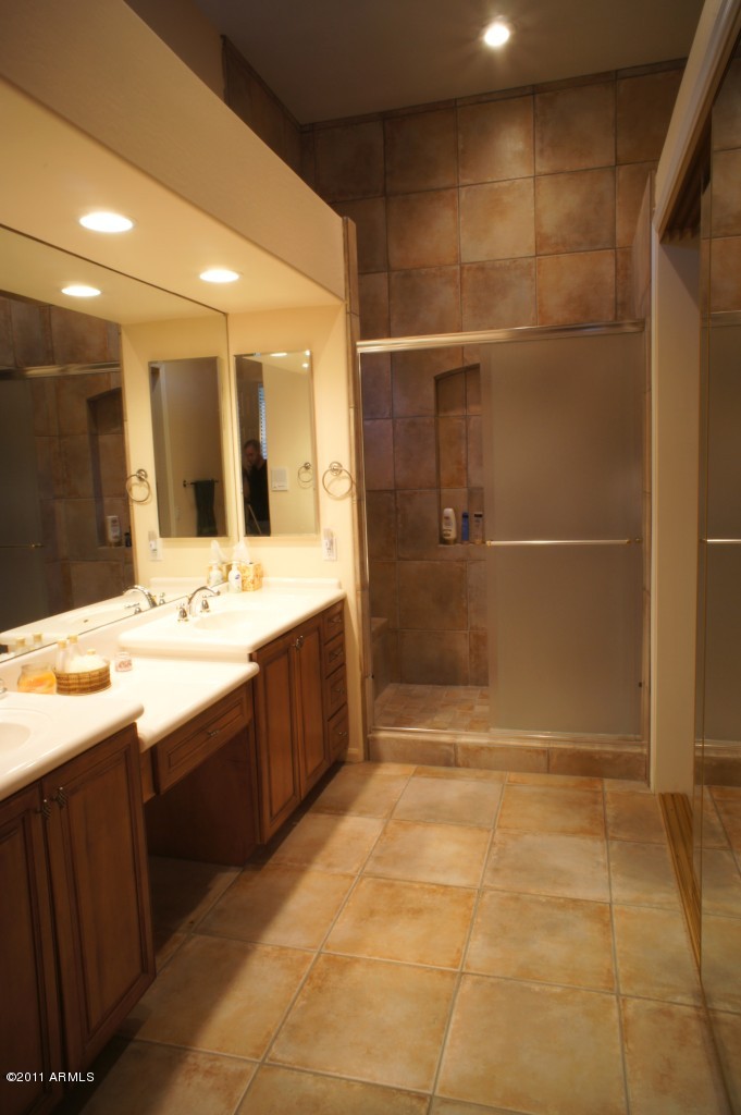8138 East Wing Shadow Road Scottsdale, AZ 85255 - Photo 16 of 35 Master Bath