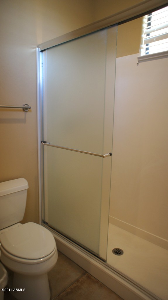8138 East Wing Shadow Road Scottsdale, AZ 85255 - Photo 22 of 35 Guest Castia Bath 2