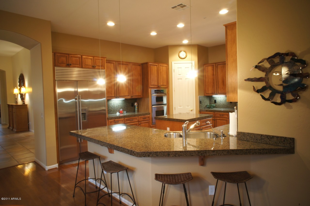 8138 East Wing Shadow Road Scottsdale, AZ 85255 - Photo 26 of 35 Kitchen