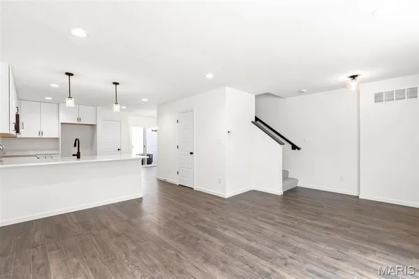 $307,657 | 360 Fall Harvest Parkway, Wentzville, MO 63385