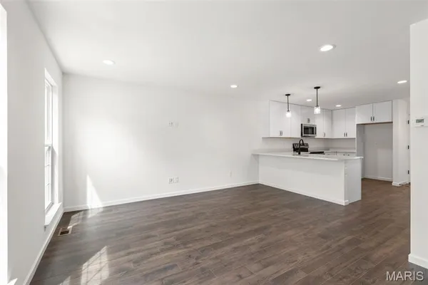 $307,657 | 360 Fall Harvest Parkway, Wentzville, MO 63385