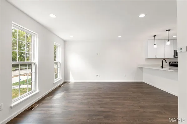 $307,657 | 360 Fall Harvest Parkway, Wentzville, MO 63385