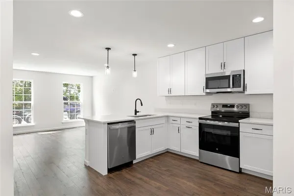 $307,657 | 360 Fall Harvest Parkway, Wentzville, MO 63385