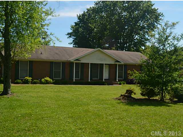 13512 Idlewild Road Matthews, NC 28105 - Photo 1 of 5 Gallery Image 1