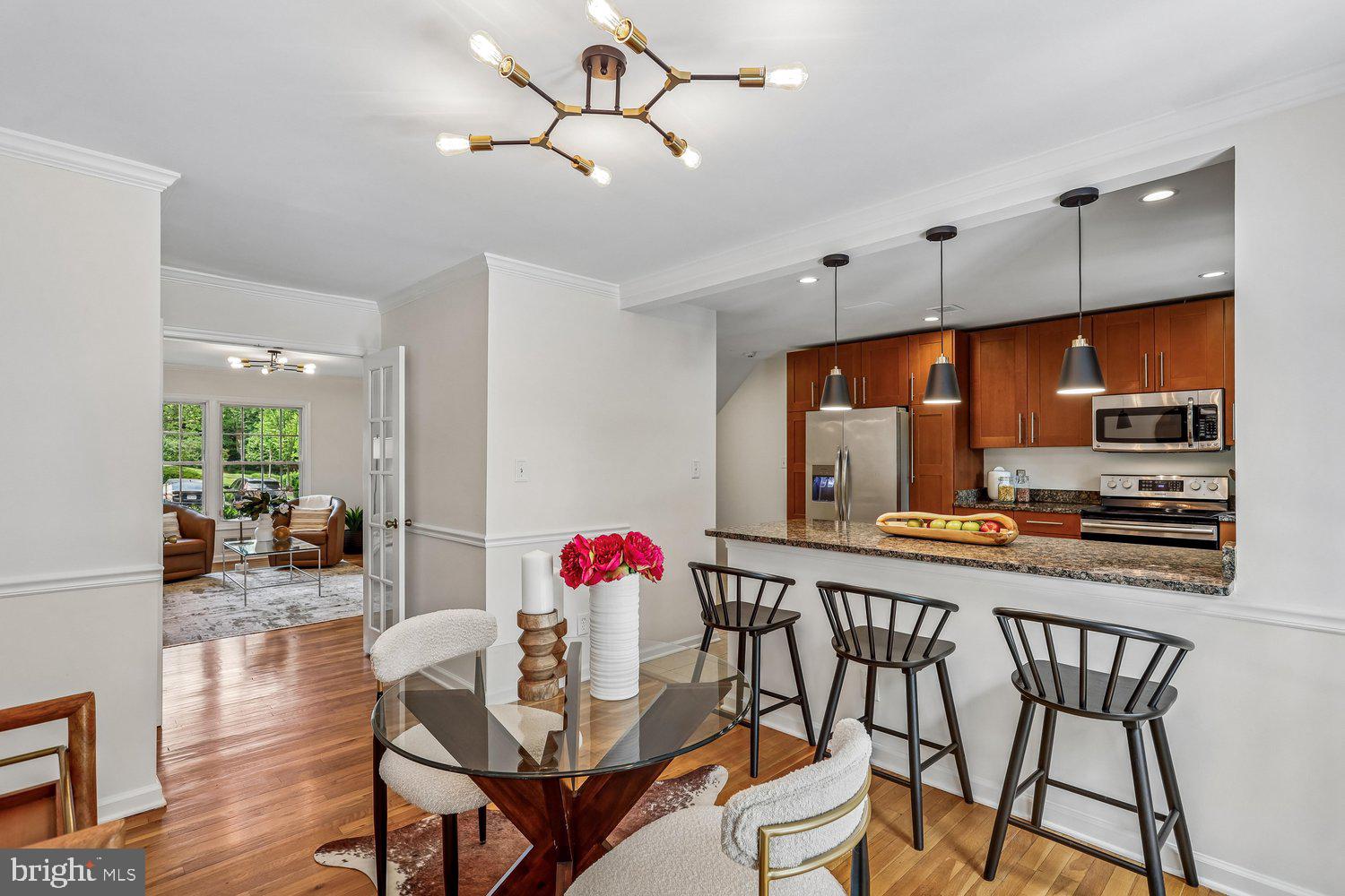 1851 Wainwright Drive Reston, VA 20190 - Photo 12 of 44 Dining Area