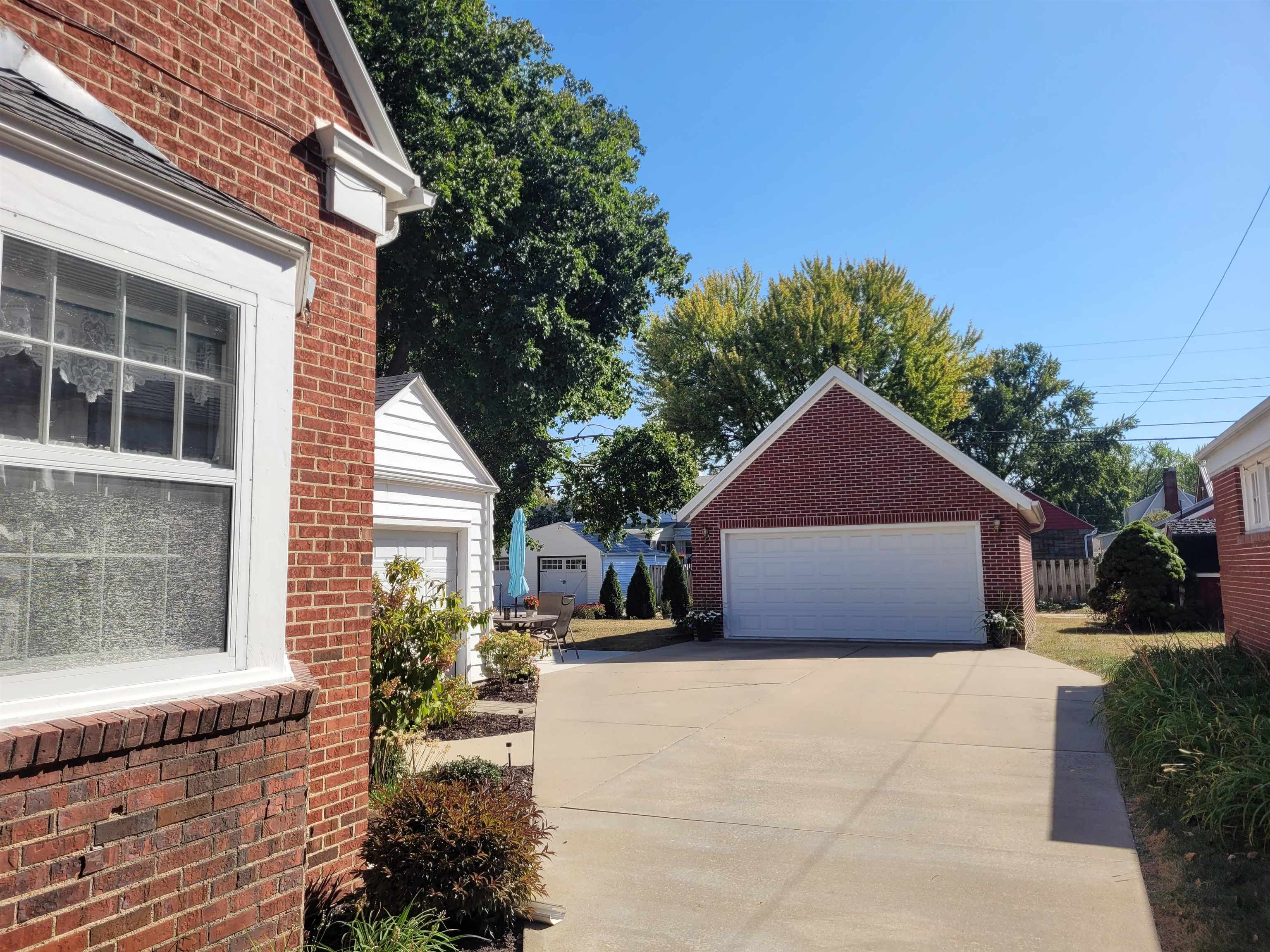 509 West 14th Street Sterling, IL 61081 - Photo 15 of 70