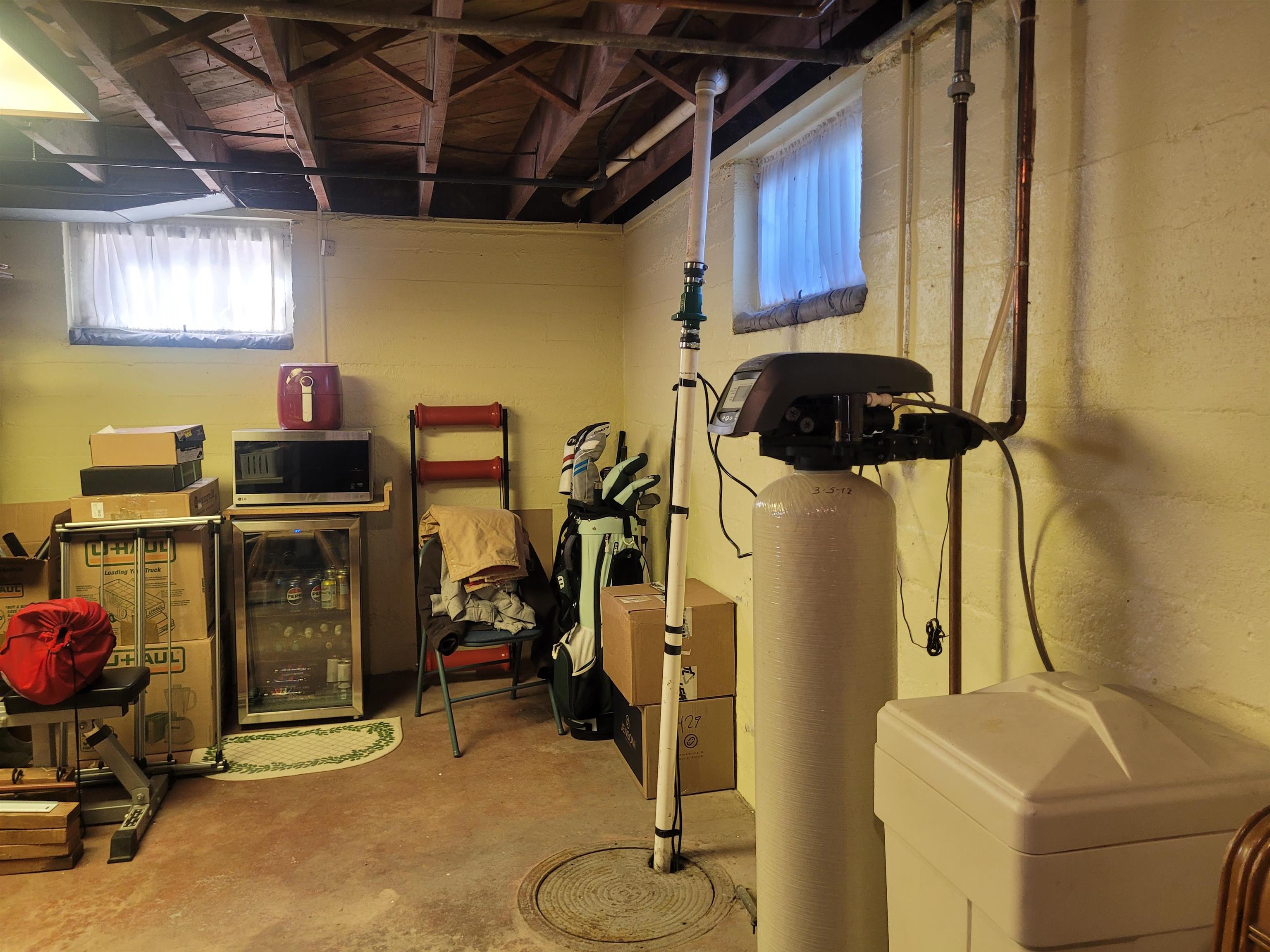 509 West 14th Street Sterling, IL 61081 - Photo 69 of 70 a view of storage and utility room
