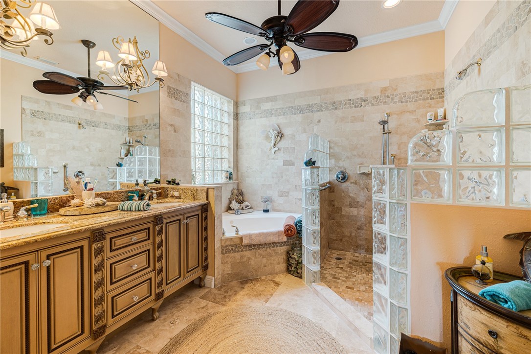 9560 Riverside Drive Sebastian, FL 32958 - Photo 17 of 32 Gallery Image 17