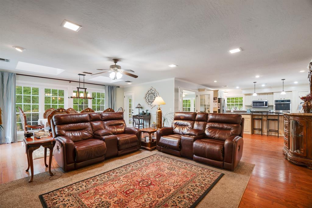 146 County Road Powderly, TX 75473 - Photo 7 of 40