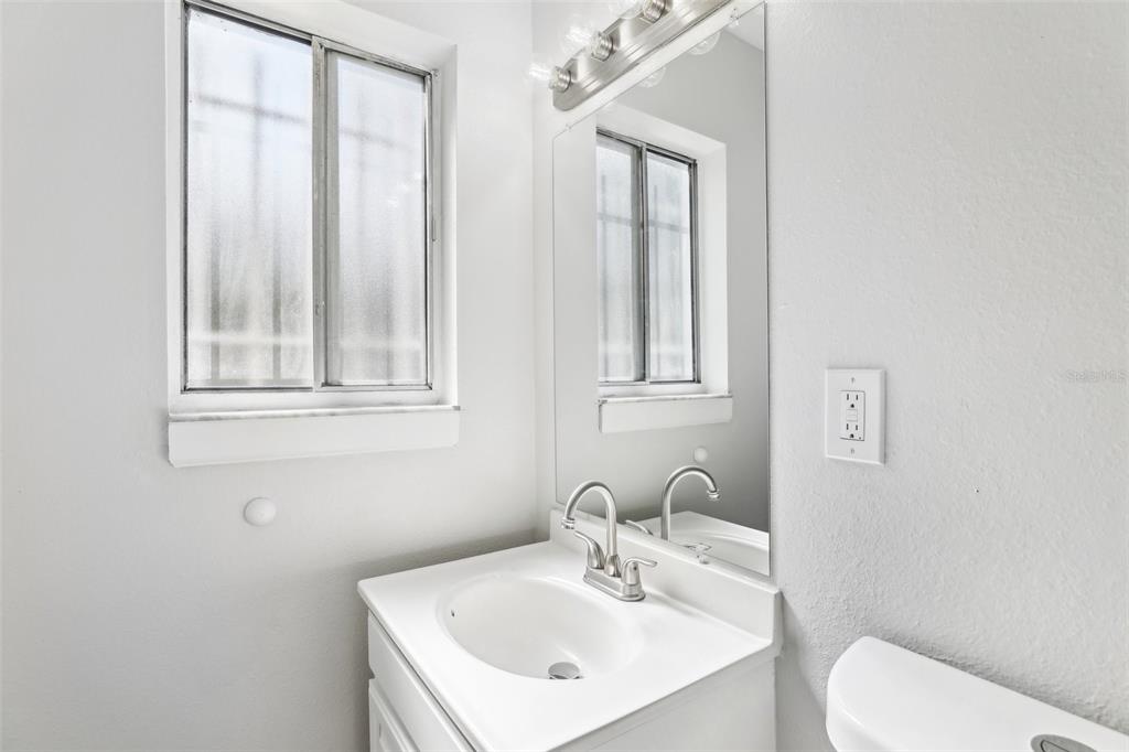 4425 Signal Hill Road Orlando, FL 32808 - Photo 12 of 25 Gallery Image 12