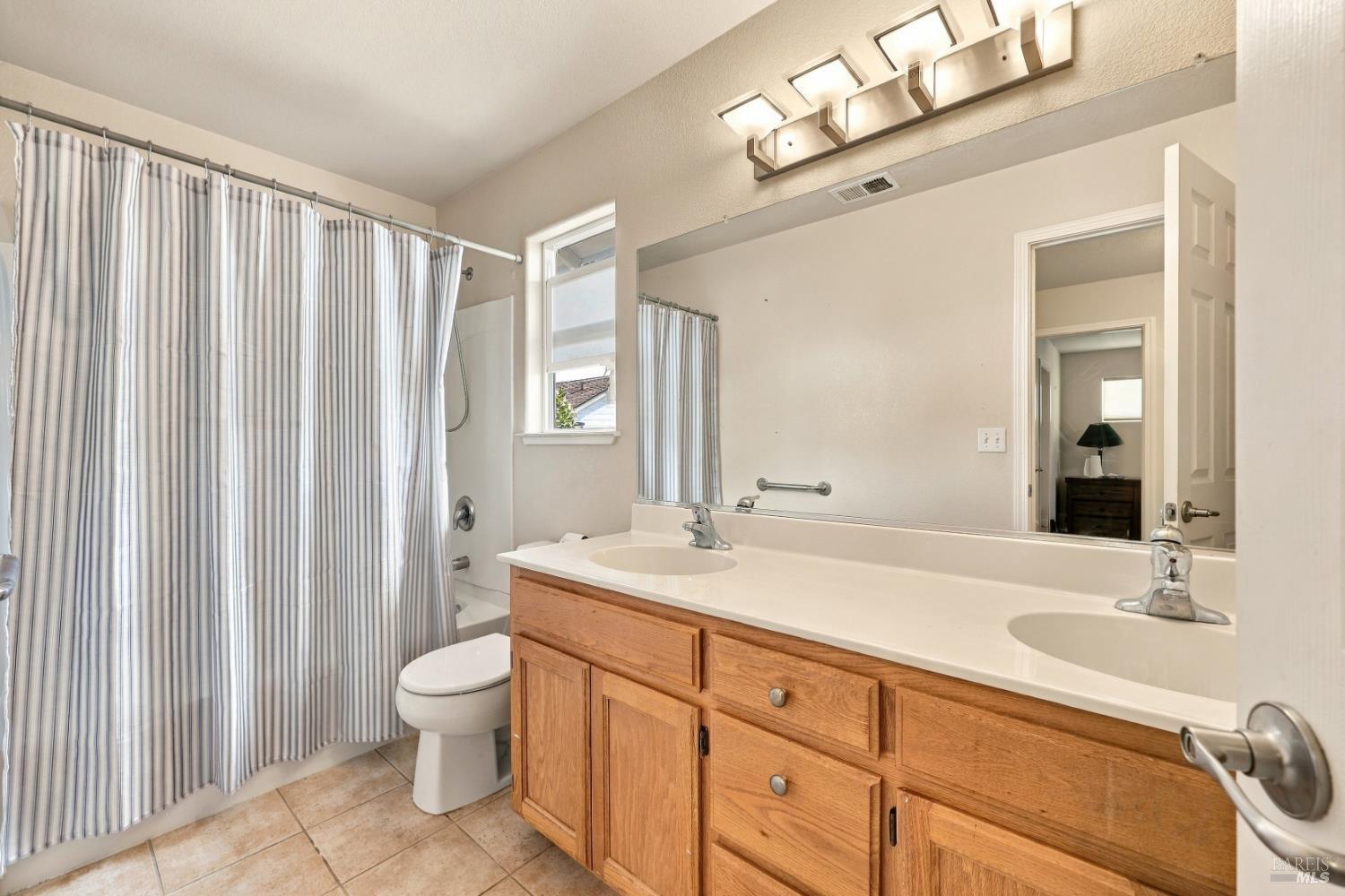 1322 Trombetta Street Santa Rosa, CA 95407 - Photo 25 of 27 Gallery Image 25