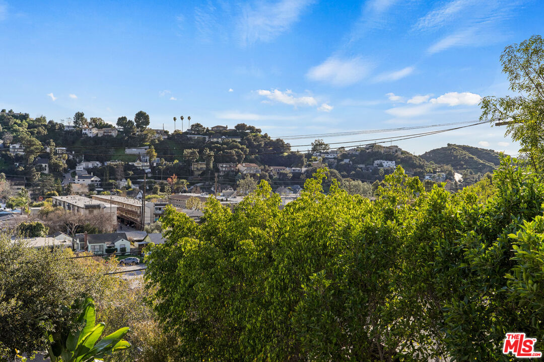 1506 Linda Rosa Avenue Los Angeles, CA 90041 - Photo 19 of 27