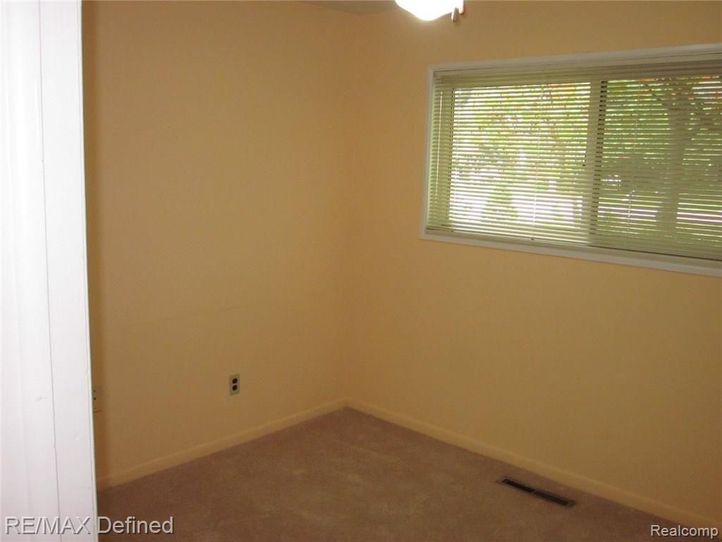 147 Old Perch Road Rochester Hills, MI 48309 - Photo 24 of 31
