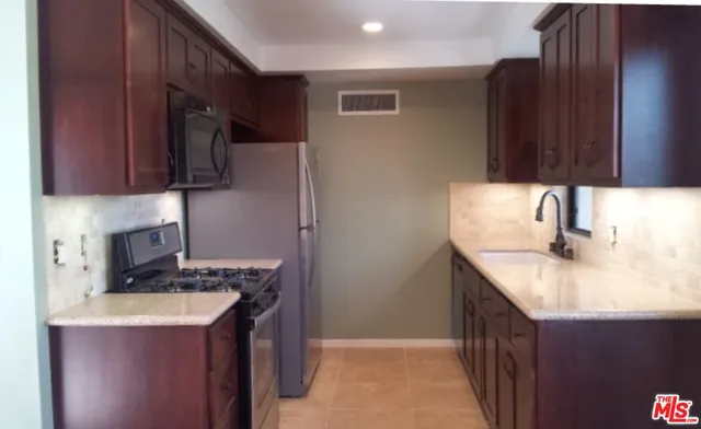 $3,495 | 2349 South Bentley Avenue, Unit 3, Los Angeles, CA 90064