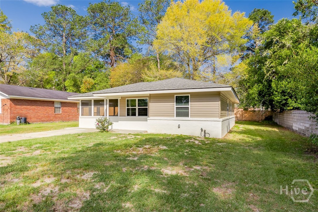 308 East 4th Street Springfield, GA 31329 - Photo 7 of 46