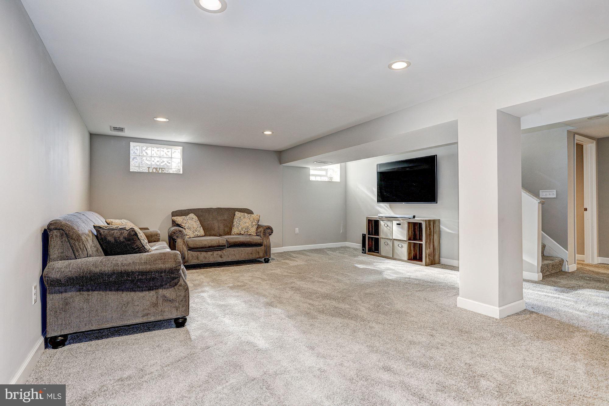 8802 Sonya Road Randallstown, MD 21133 - Photo 21 of 34 Family Room