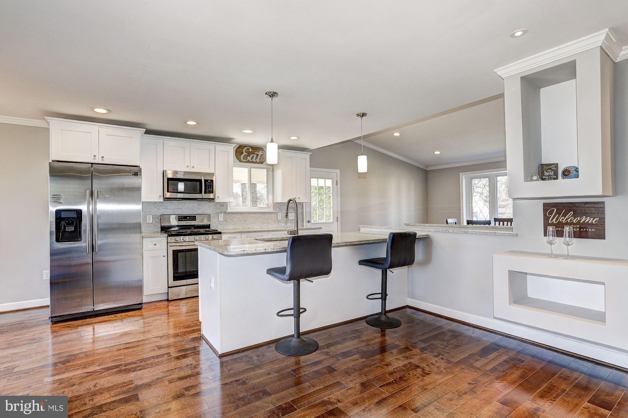 8802 Sonya Road Randallstown, MD 21133 - Photo 4 of 34 Peninsula Breakfast Bar