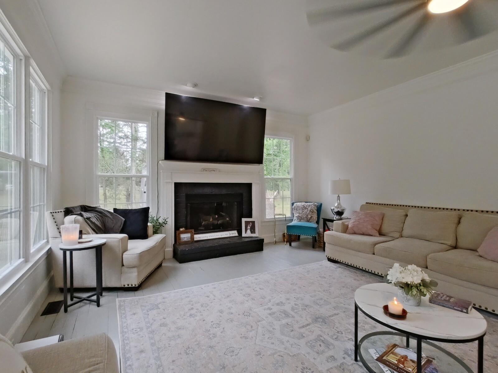 2819 Sellars Road Appling, GA 30802 - Photo 14 of 36 Living Room (86)