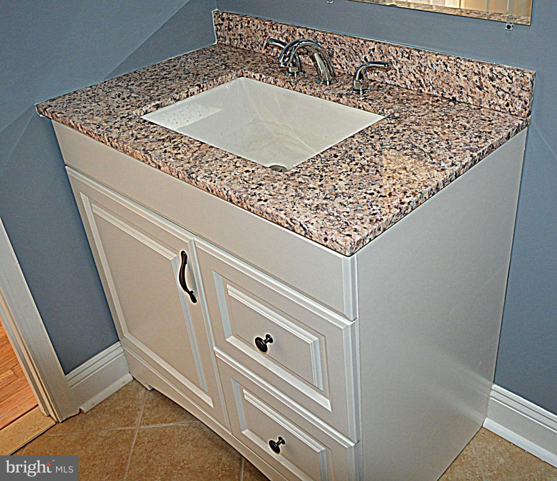 5511 Force Road Baltimore, MD 21206 - Photo 12 of 16 Bath