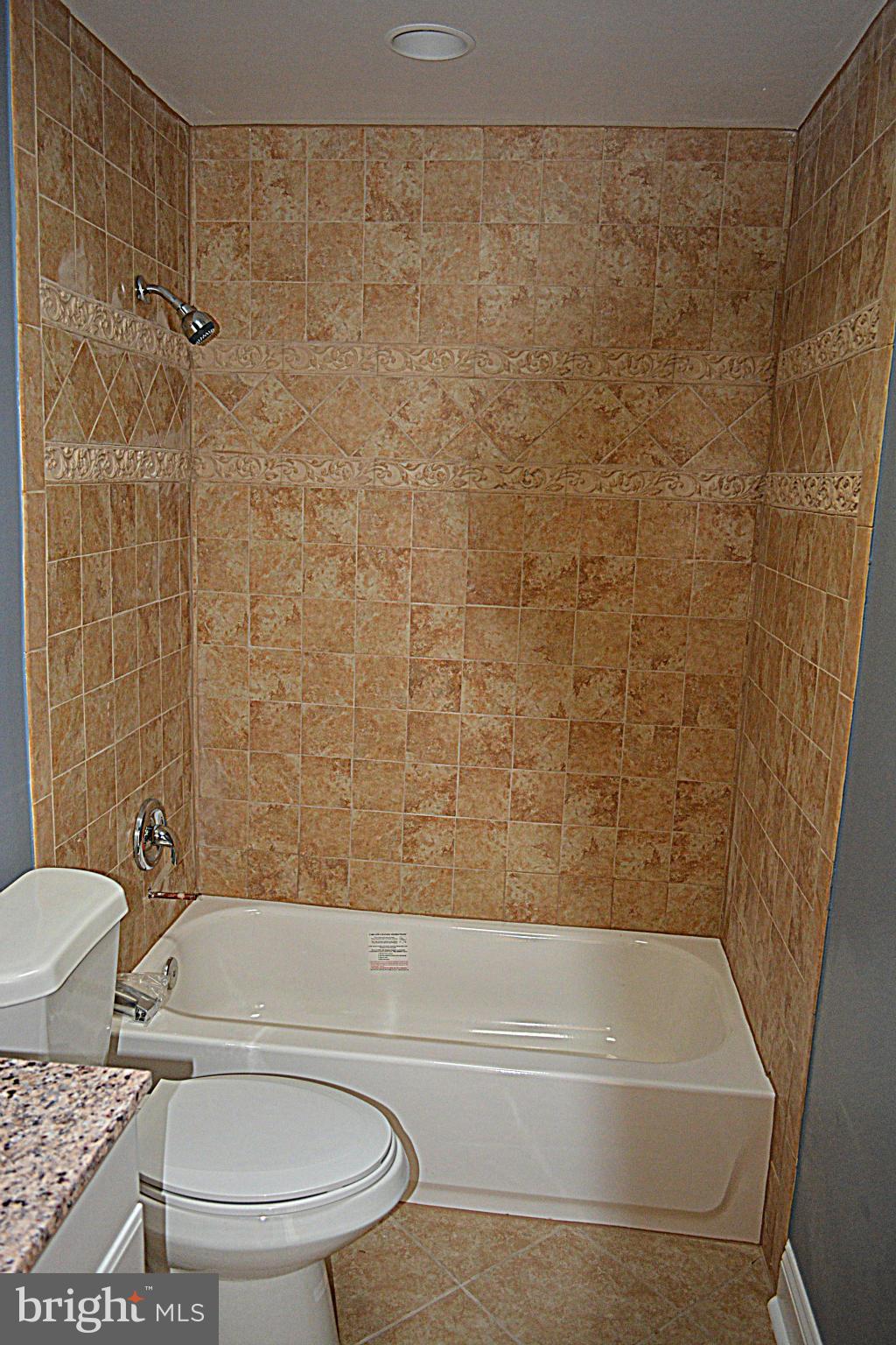 5511 Force Road Baltimore, MD 21206 - Photo 8 of 16 Bath