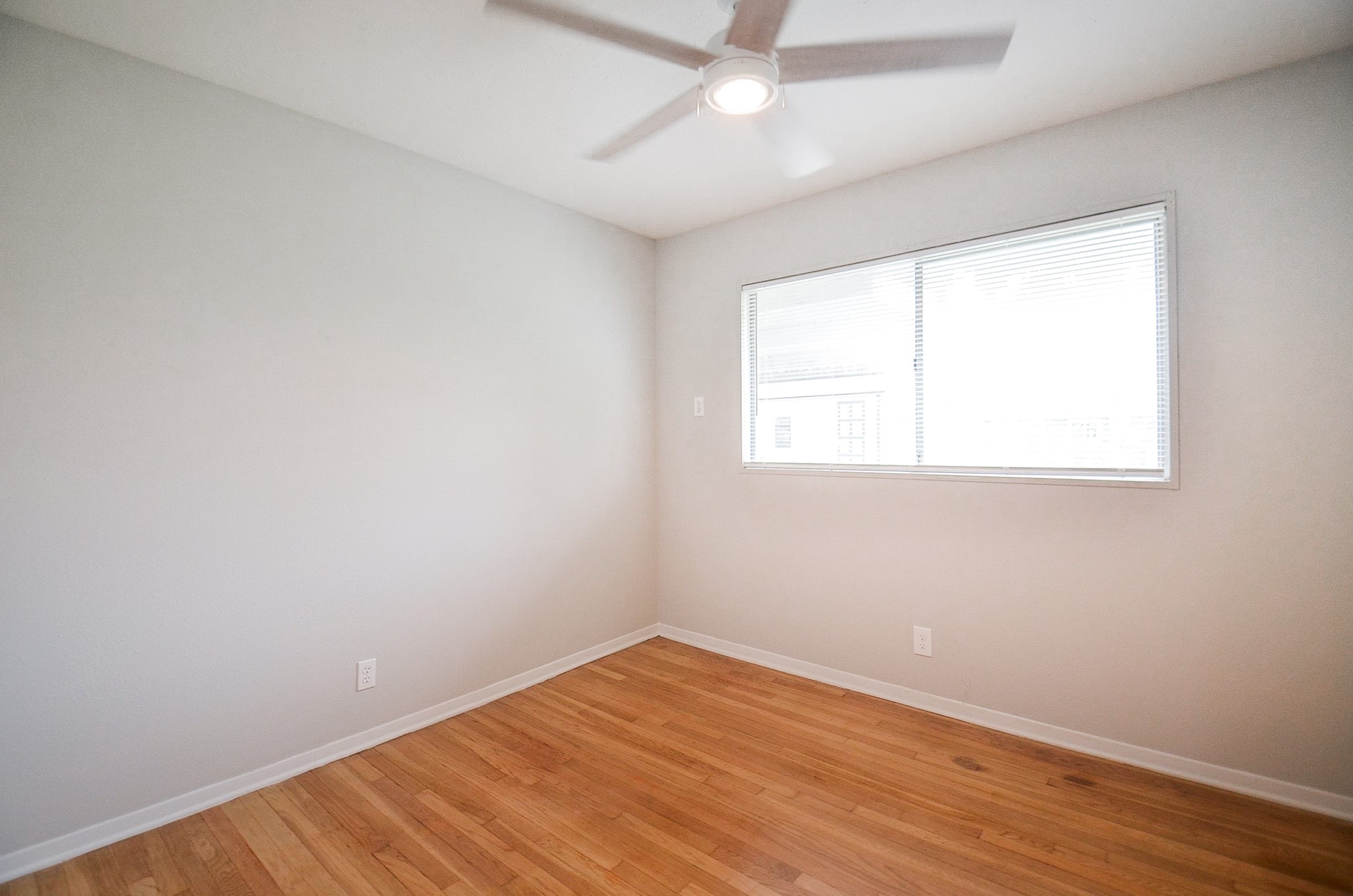 6322 Clemson Street Houston, TX 77092 - Photo 16 of 20