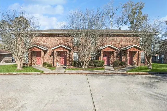 $427,500 | 619-625 Joe Farris Drive, Hammond, LA 70403