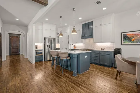 $1,645,000 | 3649 Shelby Drive, Fort Worth, TX 76109