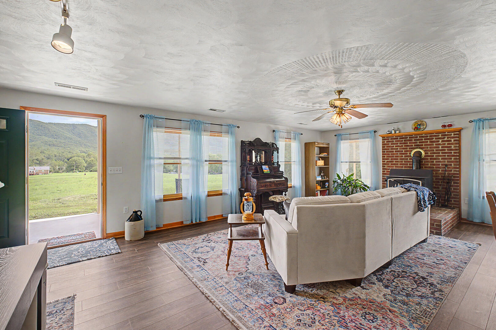 5741 Hall Road Catawba, VA 24070 - Photo 20 of 78 5741 Hall Rd-34