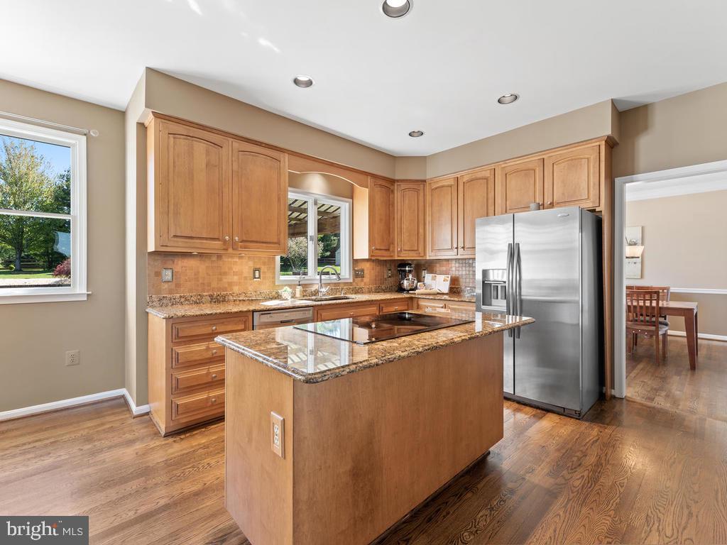 5915 Cabbage Spring Road Mount Airy, MD 21771 - Photo 11 of 68 Kitchen with Maple hardwood cabinets