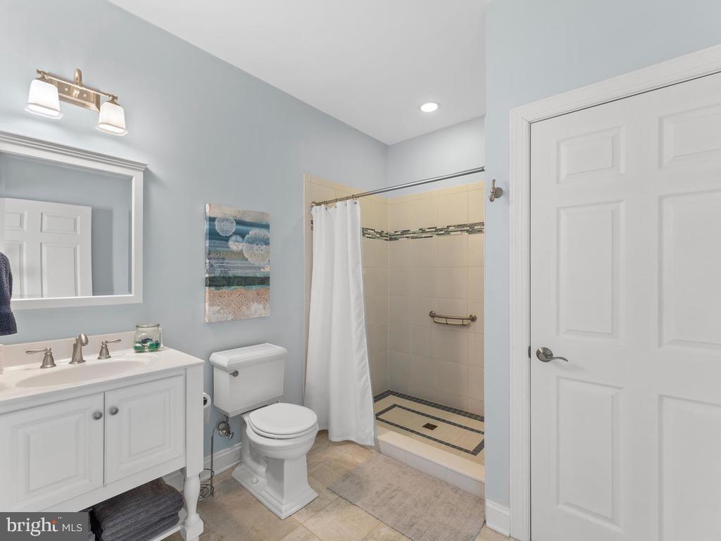 5915 Cabbage Spring Road Mount Airy, MD 21771 - Photo 29 of 68 Main Level In-Law Suite Full Bathroom