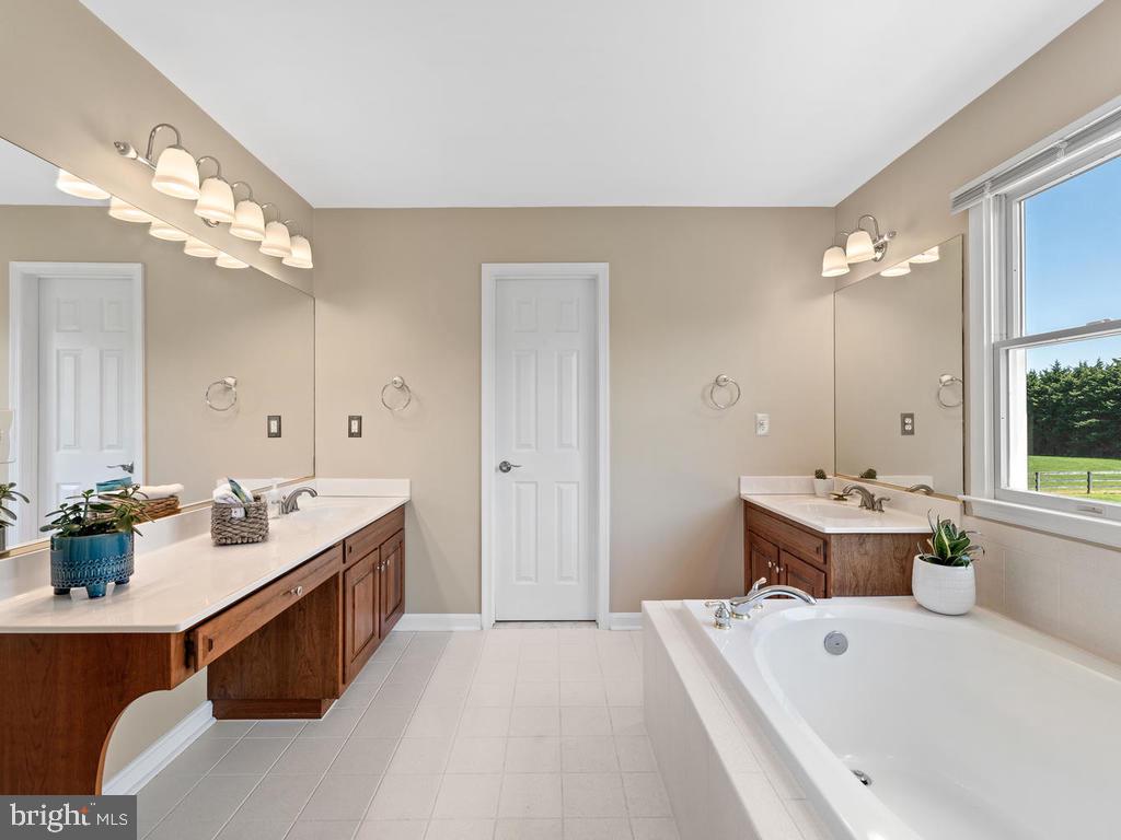 5915 Cabbage Spring Road Mount Airy, MD 21771 - Photo 35 of 68 Separate water closet