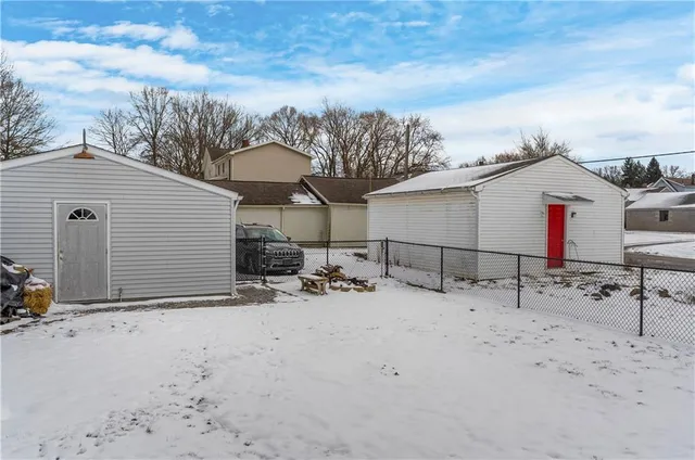 $145,000 | 1571 West Ridge Avenue, Sharpsville, PA 16150