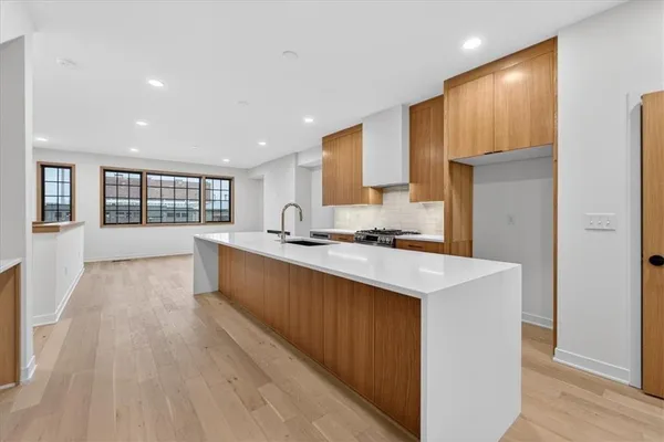 $1,175,000 | 521 East 19th Street, Kansas City, MO 64108