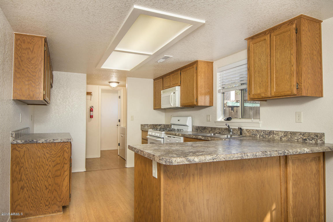 3227 Kyle Loop Flagstaff, AZ 86004 - Photo 7 of 22 07