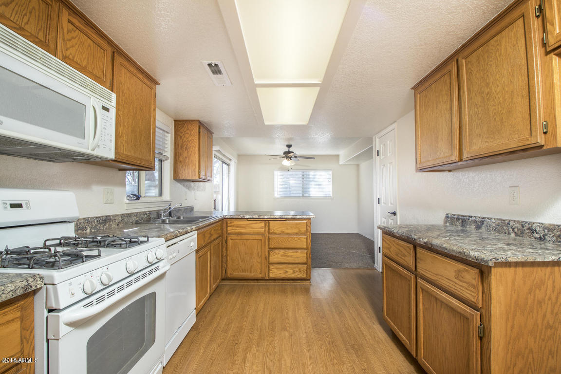 3227 Kyle Loop Flagstaff, AZ 86004 - Photo 9 of 22 09