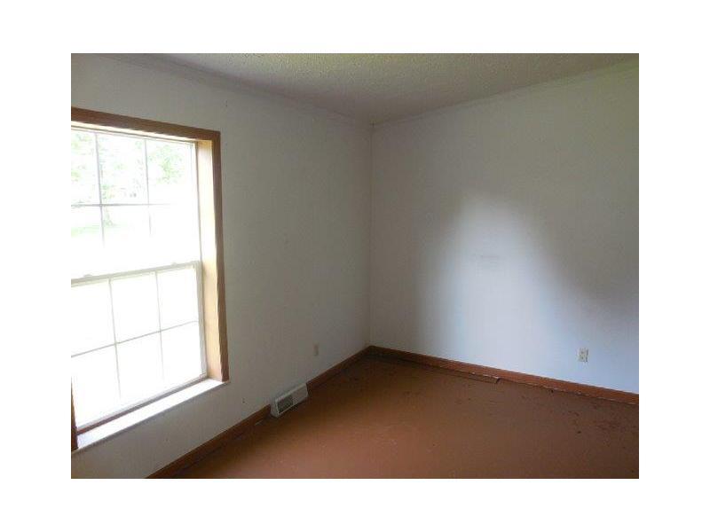 6106 West Mills Road Indianapolis, IN 46221 - Photo 15 of 17 Gallery Image 15