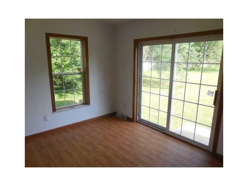 6106 West Mills Road Indianapolis, IN 46221 - Photo 9 of 17 Gallery Image 9
