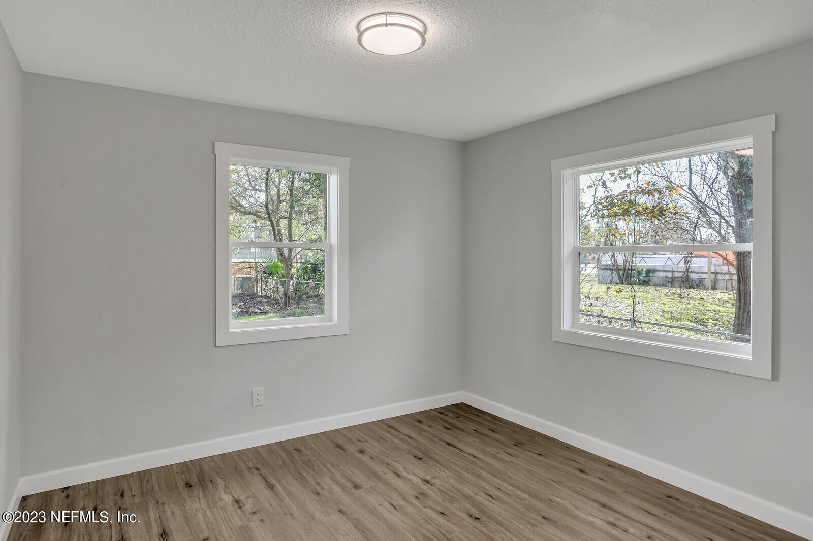 1923 Dean Road Jacksonville, FL 32216 - Photo 23 of 27 23_2P5A3568_mls