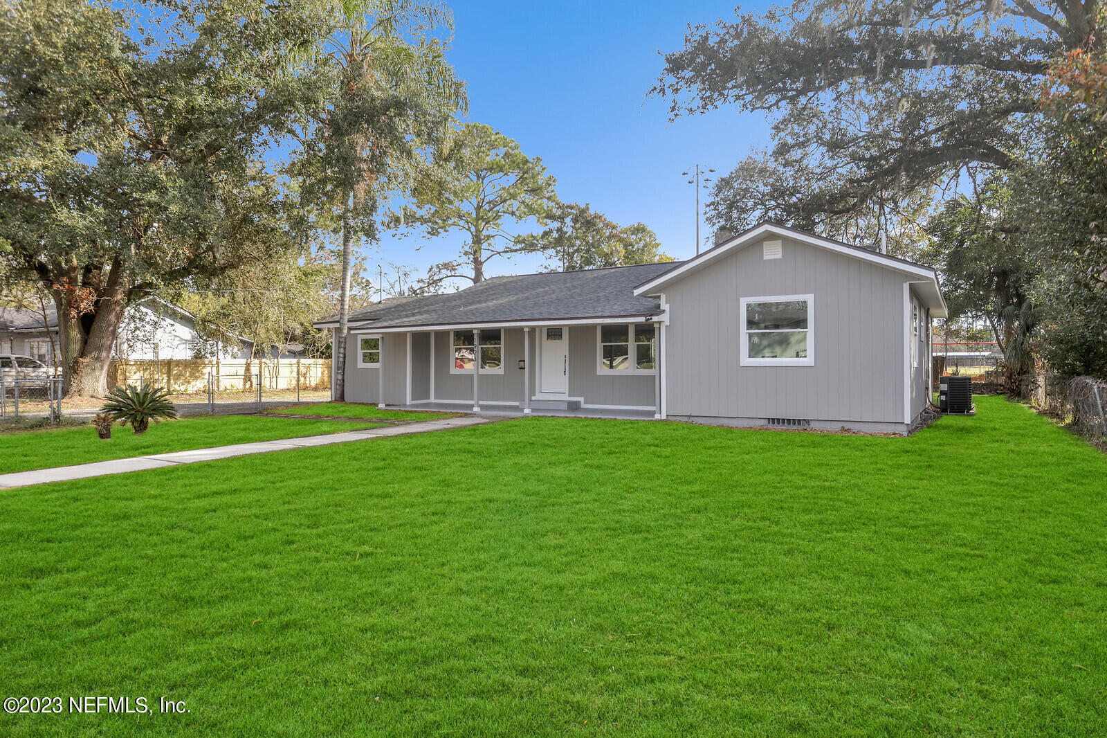 1923 Dean Road Jacksonville, FL 32216 - Photo 3 of 27 03_2P5A3451_mls