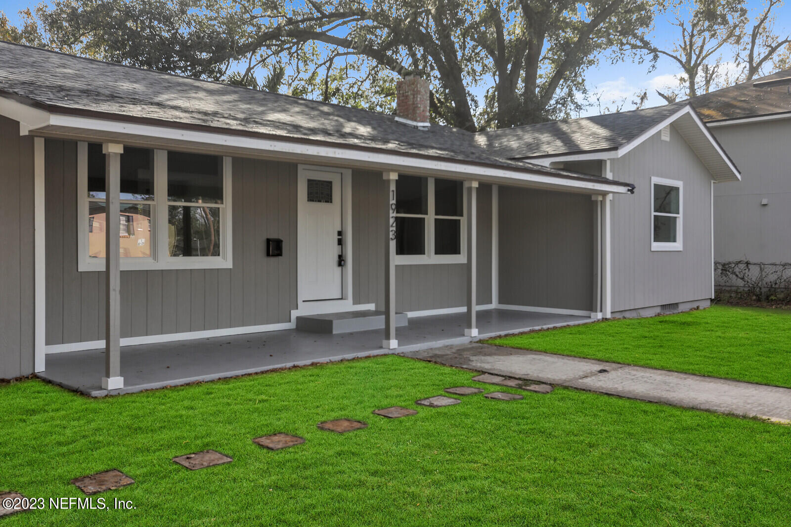 1923 Dean Road Jacksonville, FL 32216 - Photo 4 of 27 04_2P5A3453_mls